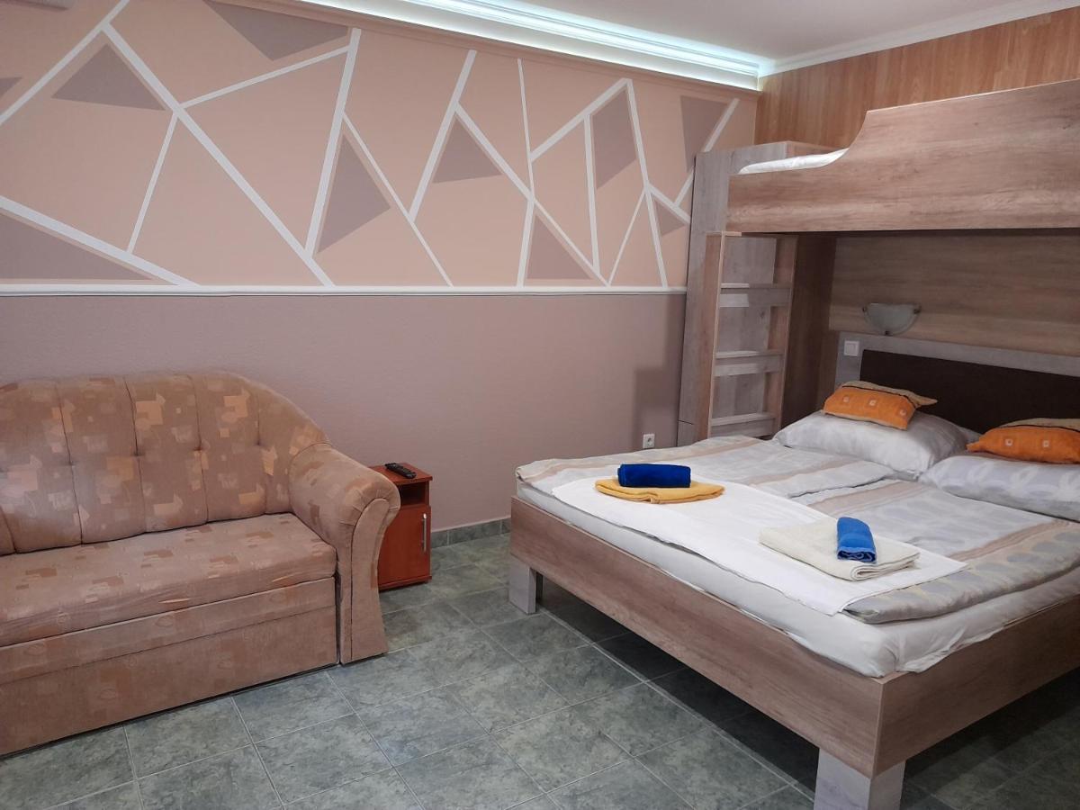 Andrea Apartman Hajdúszoboszló Exterior foto