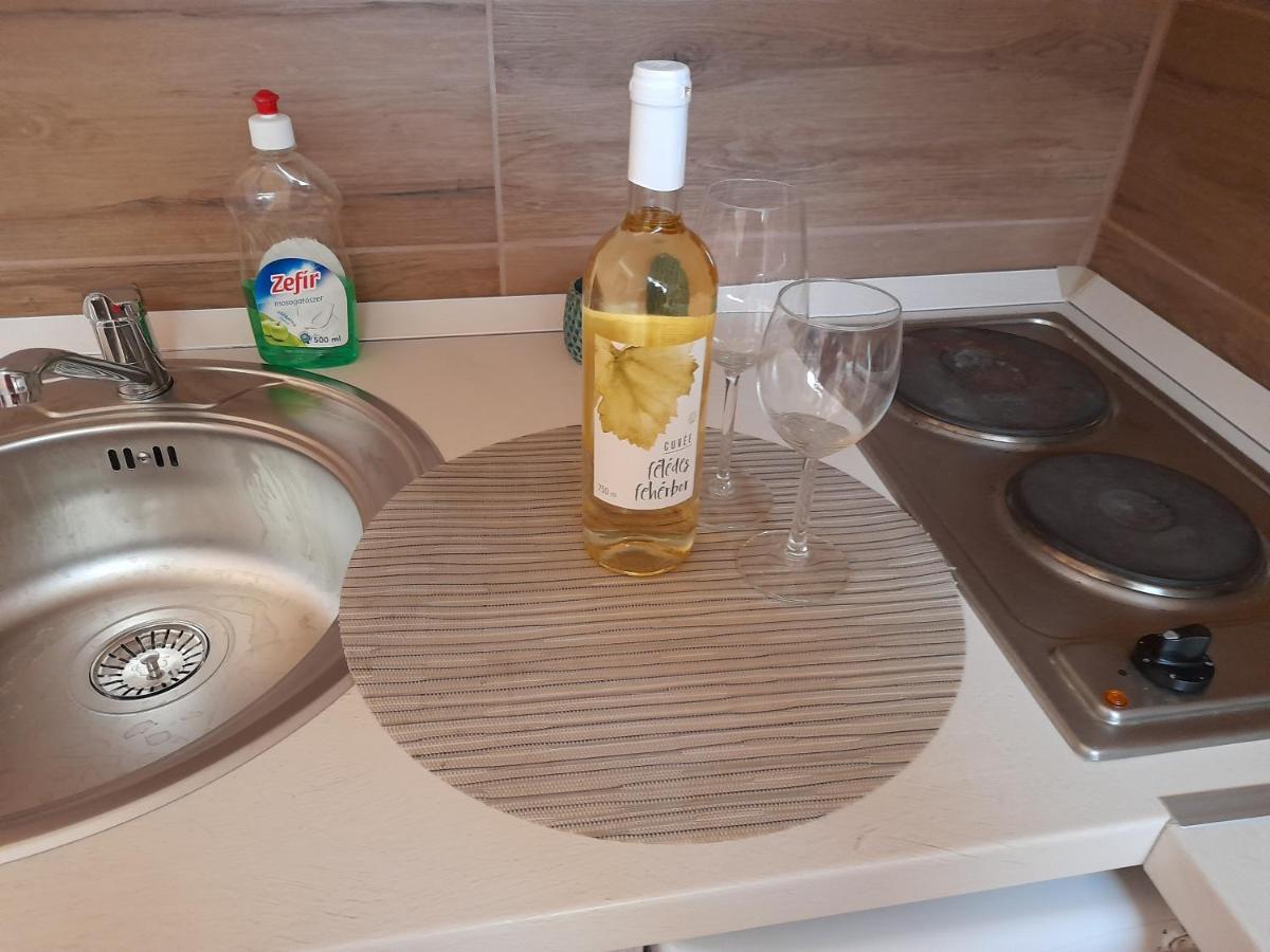 Andrea Apartman Hajdúszoboszló Exterior foto